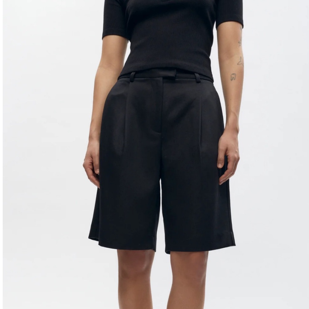KOTN Black Tailored Bermuda Shorts